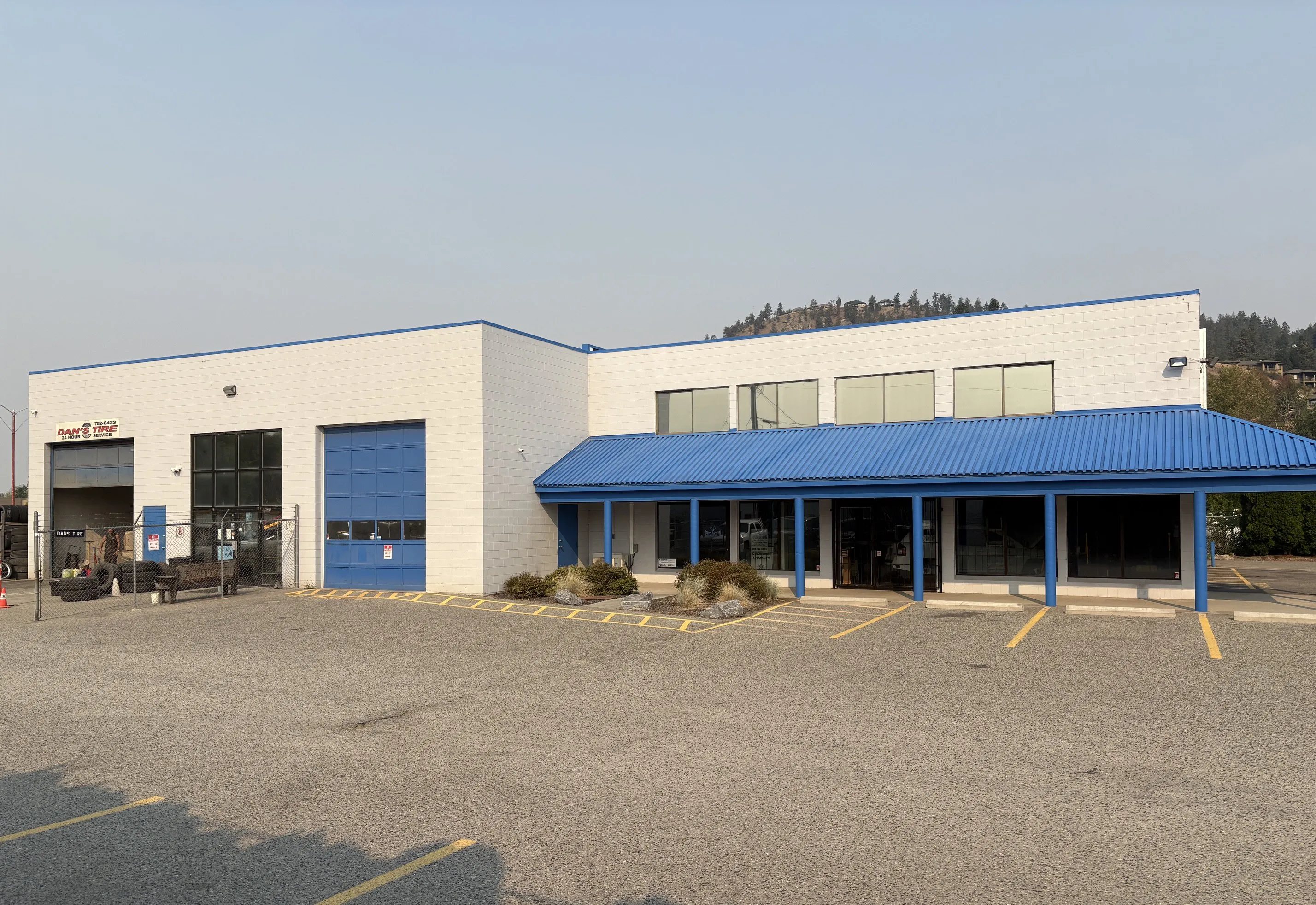 Office and showroom frontage at 1693 Cary Road, Kelowna